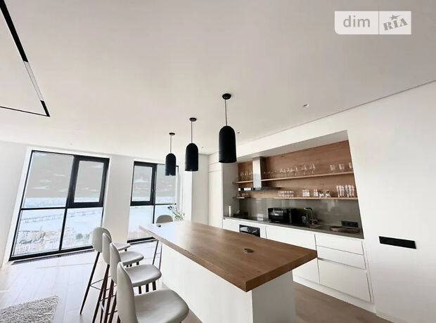 2-кімн. квартира, 127 м², вул. Вернадського Володимира