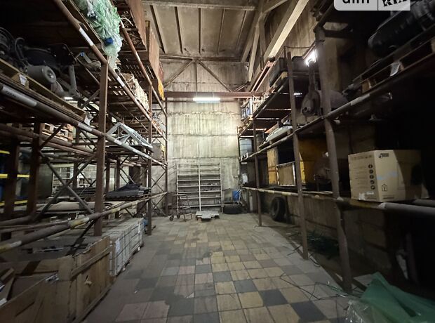 Комерційне приміщення, 420 м², вул. Антонова Олега