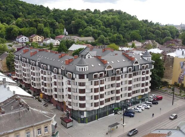 2-кімн. квартира, 67,4 м², вул. Хмельницького Богдана