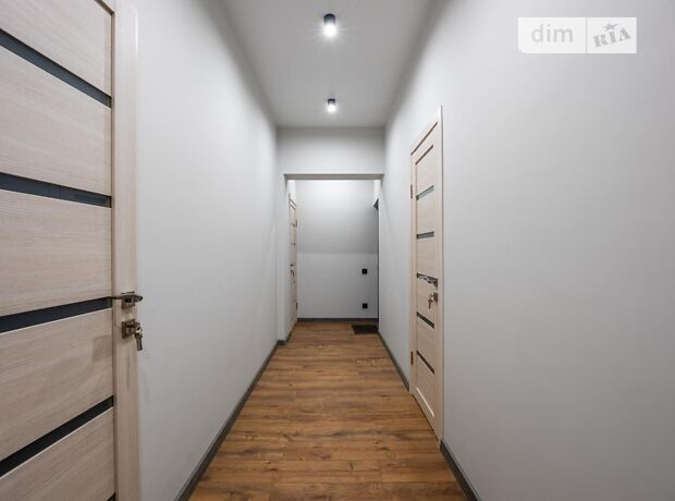 Офісне приміщення, 72 м², вул. Джерельна фото 3