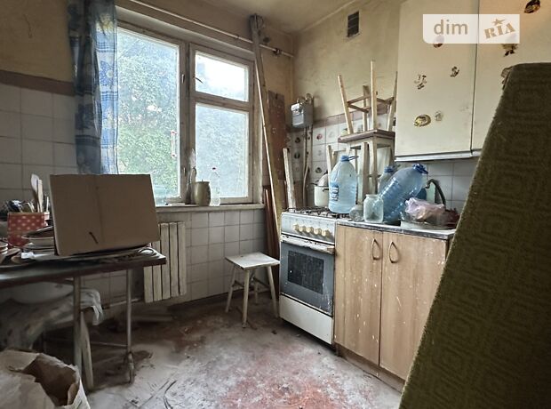 3-кімн. квартира, 47,7 м², просп. Небесної Сотні