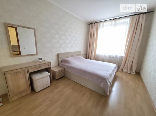 3-кімн. квартира, 82 м², вул. Незалежності(Титова) фото 3