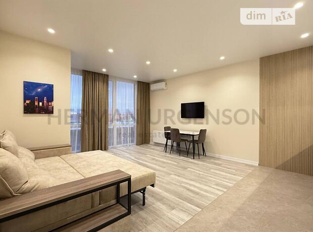 2-кімн. квартира, 53 м², вул. Капушанська(Перемоги)