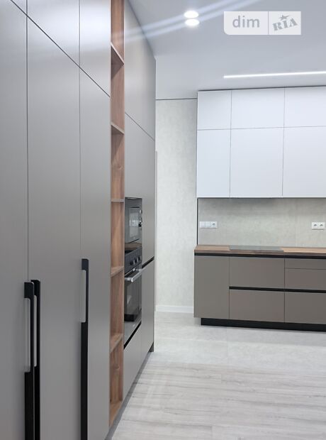 2-кімн. квартира, 64,5 м², вул. Краснова