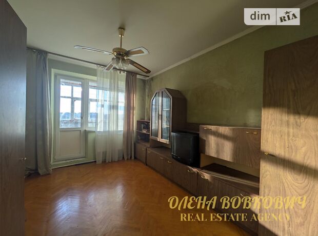 4-кімн. квартира, 84 м², вул. Івасюка