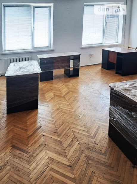 Офісне приміщення, 33 м², вул. Галицька