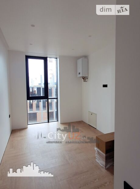 2-кімн. квартира, 63 м², наб. Слов'янська