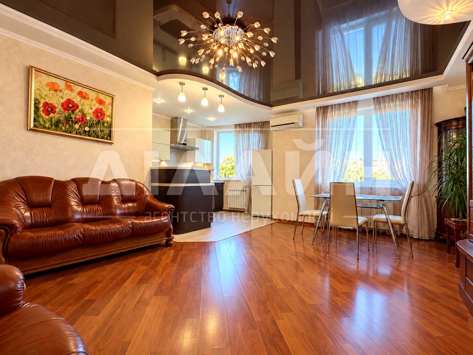 3-кімн. квартира, 80 м², вул. Рельєфна фото 2