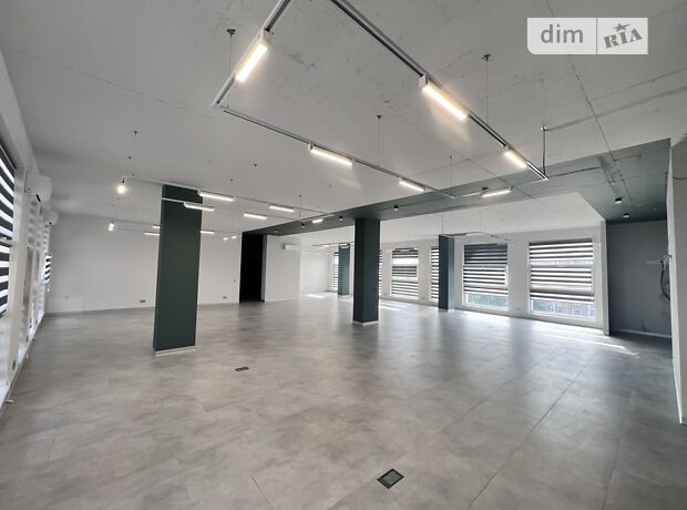 Комерційне приміщення, 232 м², вул. Шота Руставелі