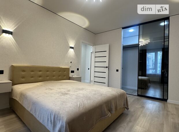 1-кімн. квартира, 42,5 м², вул. Євгена Чикаленка(Академіка Вільямса)